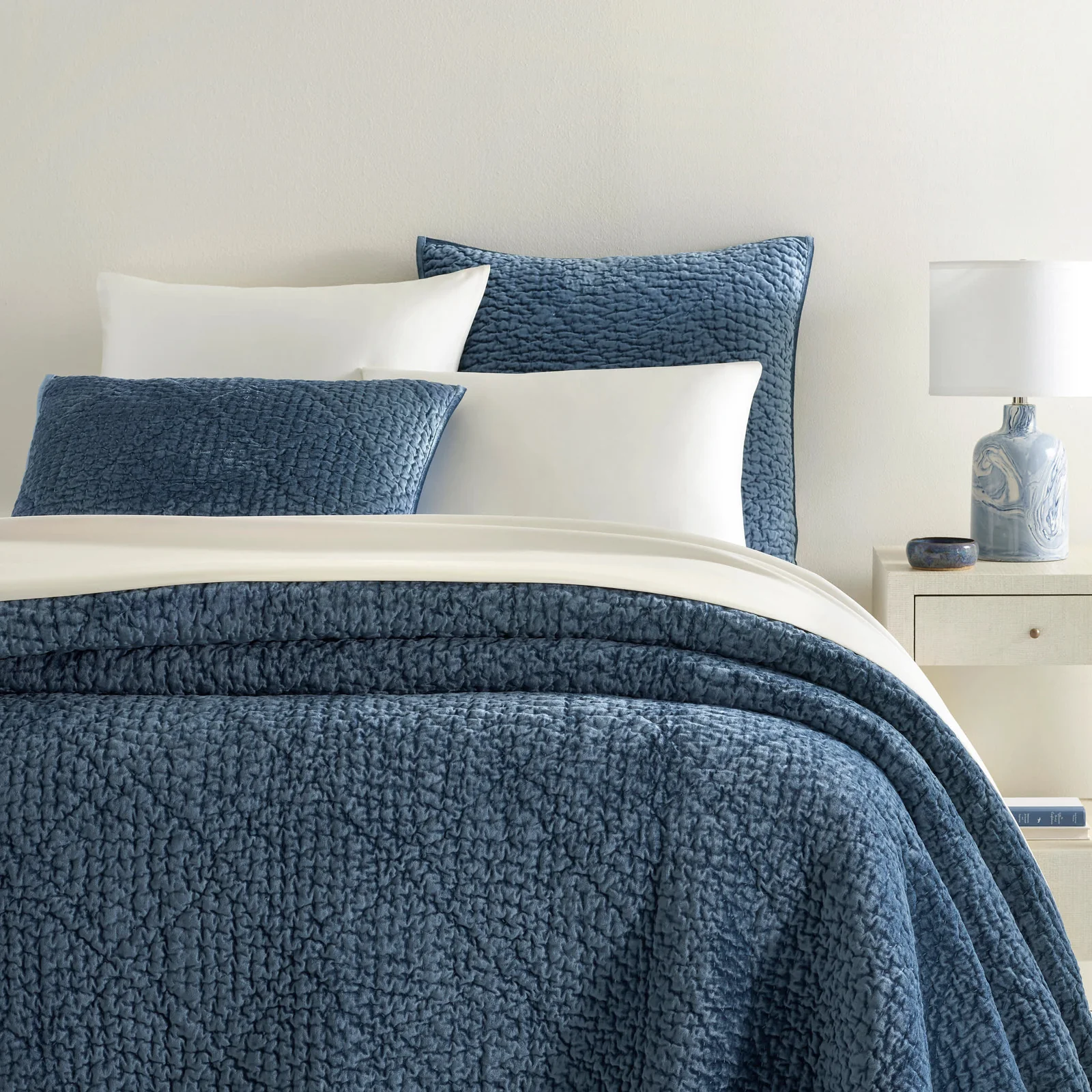 Parisienne Velvet Quilt