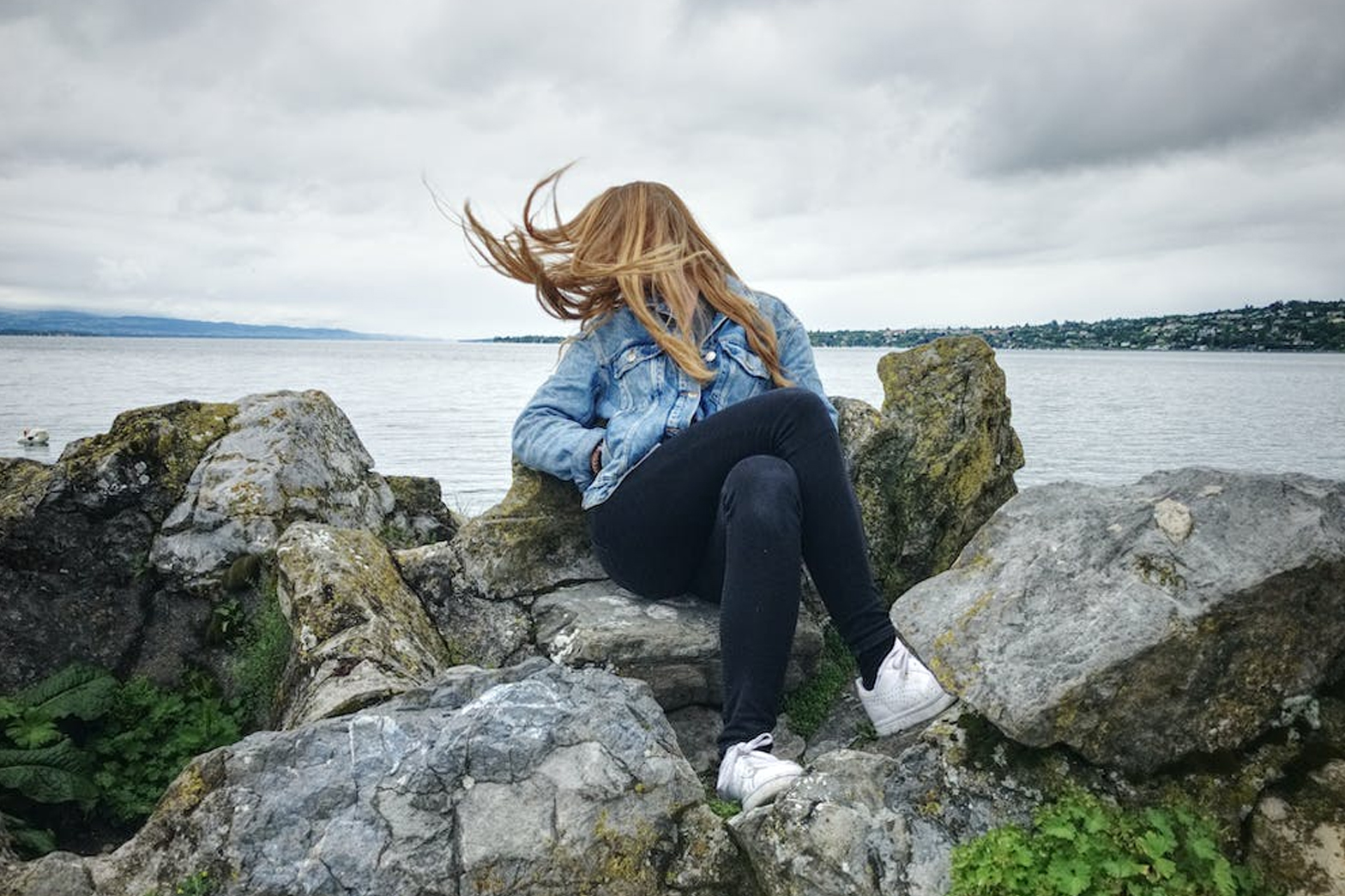Cool in Denim Stylish Summer Outfit Ideas for a Fashionable OOTD
