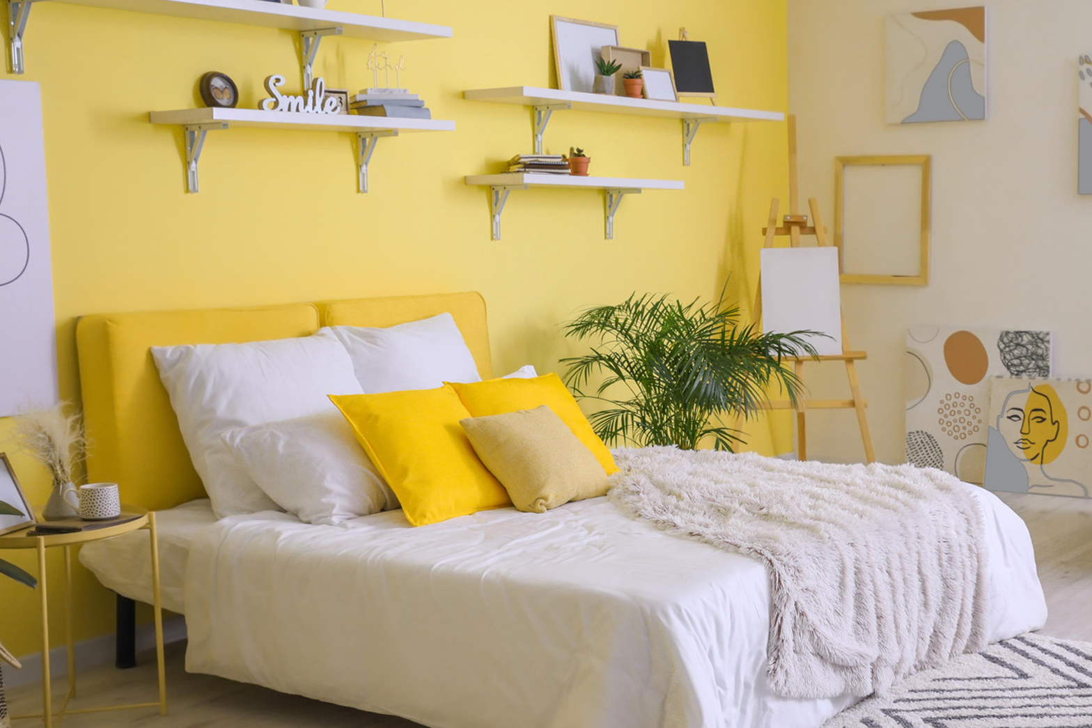 Transforming Your Bedroom with Sunshine 8 Expert Tips for Decorating in Yellow