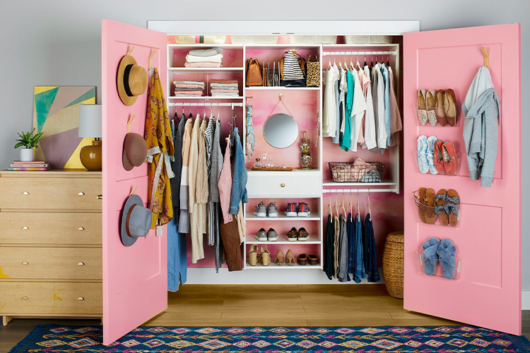 Open wardrobe design ideas to better organize your clothes