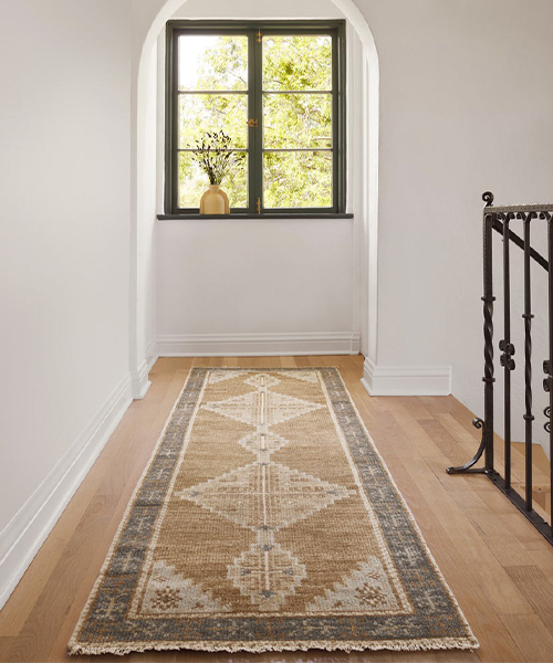 1. Katasha Hand-Tufted Wool Rug